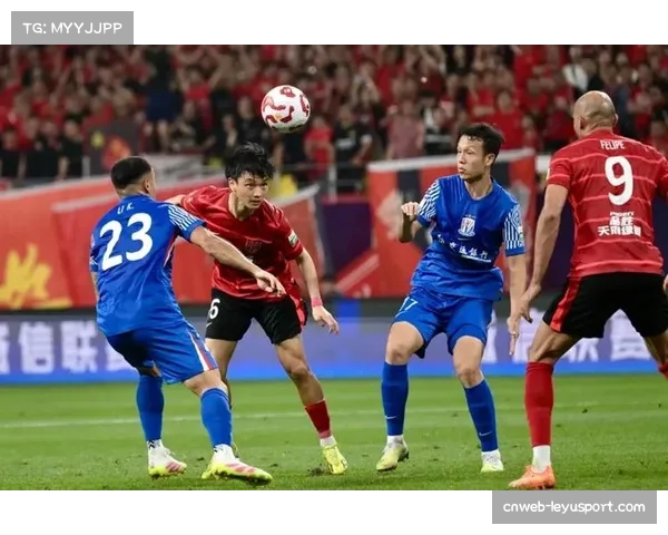 2025赛季第10轮：成都蓉城1-0上海申花，队史首次登顶积分榜