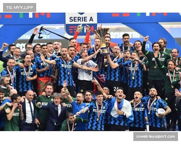 国际米兰2-0力克AC米兰豪取10连胜,劳塔罗点射破门